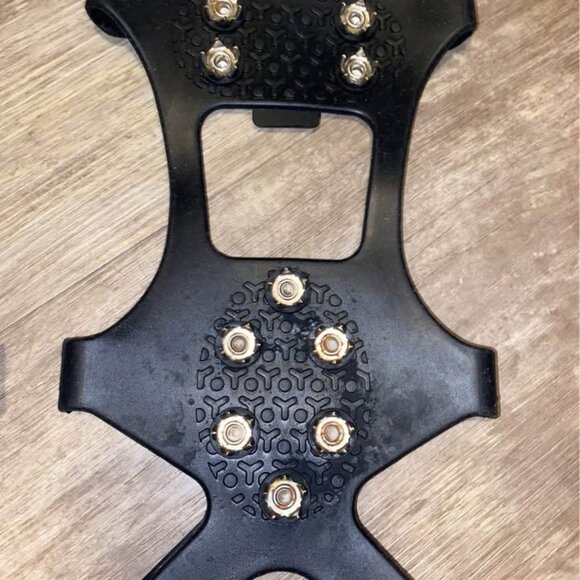 Crampon spike cleats - Picture 3 of 4